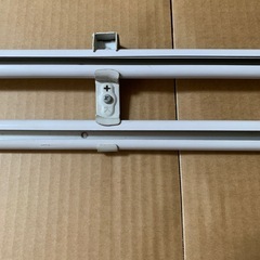 伸縮カーテンレール104㎝〜200㎝白の画像