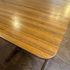 Tomte サイド　
テーブル　の画像