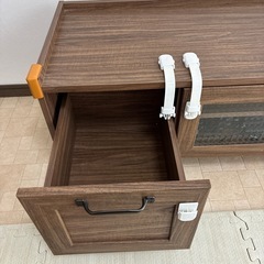 テレビ台の画像