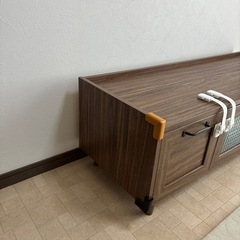 テレビ台の画像