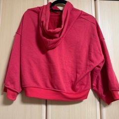 短め　パーカーの画像