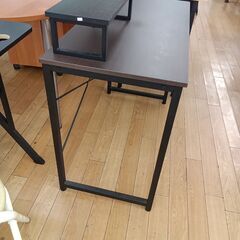 ★リユースのサカイつくば店★TK7260  PCデスク ブラウン H72×D48×W95 クリーニング済みの画像