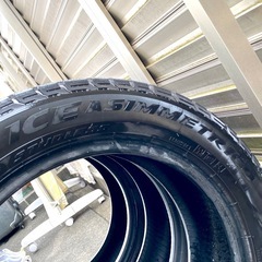 ピレリ ICE ASIMMETRICO 195/55R16  スタッドレス 4本セットの画像