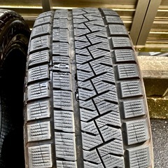ピレリ ICE ASIMMETRICO 195/55R16  スタッドレス 4本セットの画像