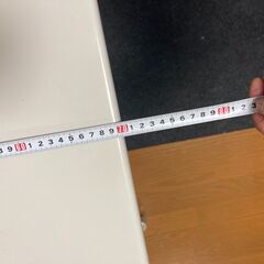 幅160センチの机ですの画像