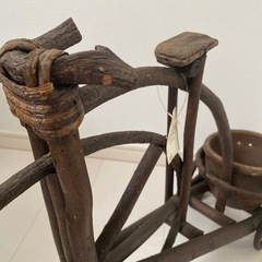 鉢付き木の置物・オブジェ・木のフラワースタンドの画像