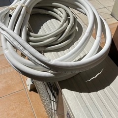 ✨激安価格✨持帰5万円‼️直前クリーニング‼️配管付✨14畳用 三菱 お掃除機能付 エアコン 4.0kw    
の画像