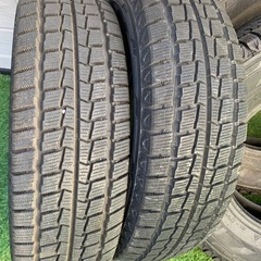 中古スタッドレスタイヤの画像