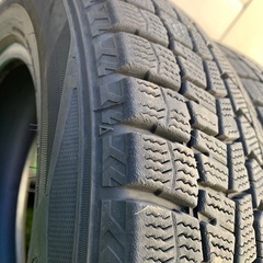 中古スタッドレスタイヤの画像