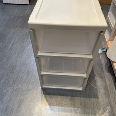 【3段】【衣類収納プラケース】※在庫3点クリーニング済み【管理番号1112】野の画像