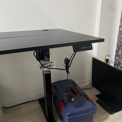 昇降デスクの画像