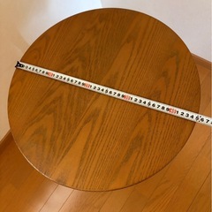 
丸テーブルの画像