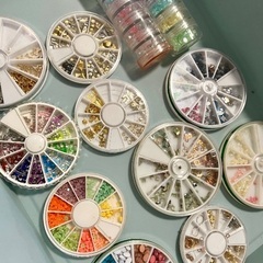ネイル用品★ラメやホログラムやジェルネイル等の画像