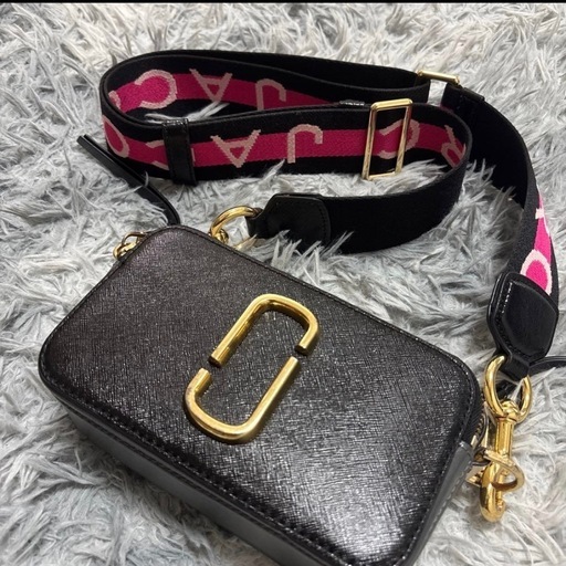 MARCJACOBSショルダーバッグ