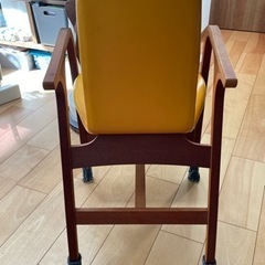 天童木工のキッズチェアーの画像
