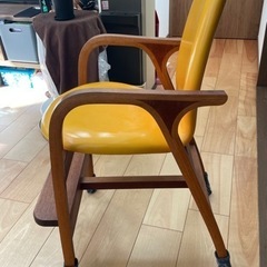 天童木工のキッズチェアーの画像