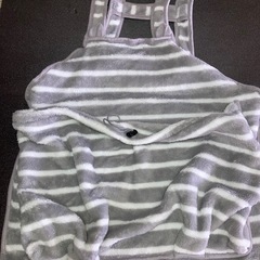 猫用カンガルーエプロンの画像