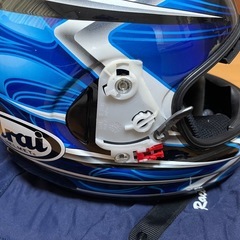 アライ　ヘルメットの画像