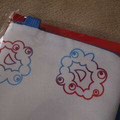 大阪万博　デジタルウォレット限定グッズ　ミャクミャク　吸水マルチケースの画像