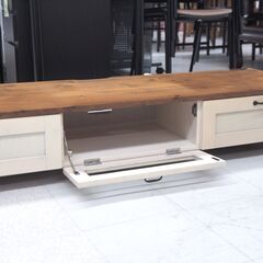 テレビボード　カントリー調　ロング　リユース品　価格　13,750円の画像
