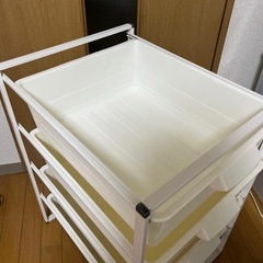 IKEA 4段ボックスの画像