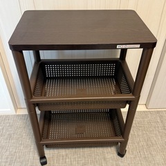 キャスター付ウッドテーブルワゴンの画像