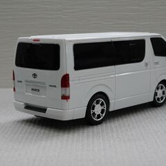 ☆ トヨタハイエース CONTROL CAR 白ボデー未使用品 ☆の画像