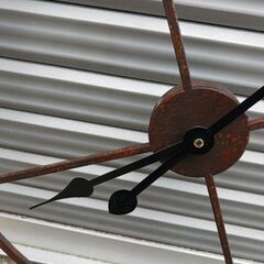 壁掛け時計 おしゃれ 掛け時計 大きい アンティーク コベントガーデン アイアンダイヤル ラージクロック Φ73×奥行3cmの画像