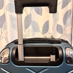 【ジャンク品】スーツケース　TSAロック付き　キャリーケース　機内持込サイズの画像