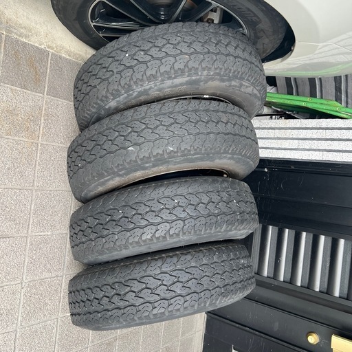 サクシード、プロボックス用
ブロックパターンタイヤ