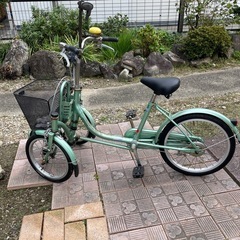 【問い合わせ多数のため受付終了】
三輪自転車の画像