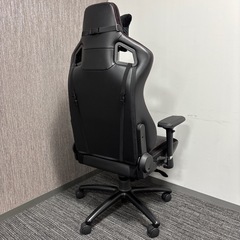 ゲーミングチェア　noblechairs EPICの画像