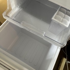 シャープ 冷蔵庫 2022年製の画像