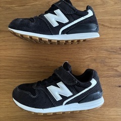 子供用シューズ18cm   【ニューバランス　YV996CPG】 ブラック　子供靴　スニーカーの画像
