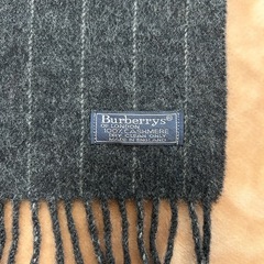 BURBERRY バーバリー マフラー ストール ショール スカーフ gray グレイ　グレー　灰色系 ストライプ カシミヤ　カシミア　100％イングランド製 イギリス製 英国製 レディース女性用、婦人 womenメンズmen男性用紳士 ユニセックス男女兼用の画像