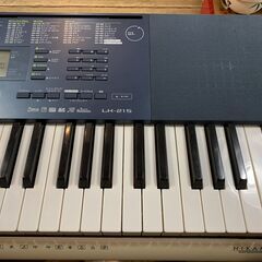 CASIO  61鍵 電子キーボード LK-215 の画像