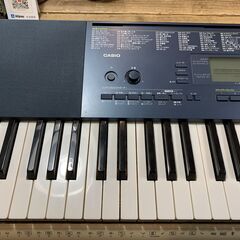 CASIO  61鍵 電子キーボード LK-215 の画像