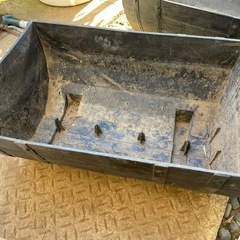 樽型プランター2個の画像