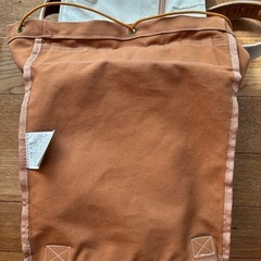 BAG’n’NOUNの帆布(キャンバス地)リュックの画像
