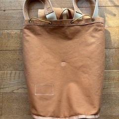 BAG’n’NOUNの帆布(キャンバス地)リュックの画像