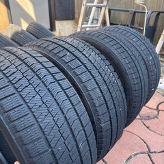 バリ溝！ ブリヂストンVRX2 スタッドレス 215/50R17  の画像