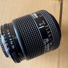 Nikon ニコン AF NIKKOR レンズ 35-105mm F3.5-4.5D の画像