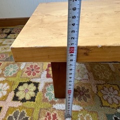 飾り台　小テーブル　木工品　　無垢材の画像