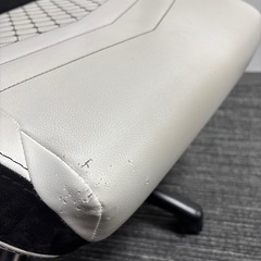 ゲーミングチェア noblechairs EPIC プレミアムホワイトの画像