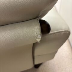 二人掛けソファ ホワイト 幅130cm×奥行80cm×高さ89cm 【ジャングルジャングル岩出店】【B283】和歌山 岩出市 紀の川市 海南市の画像