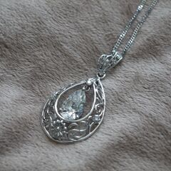 ネックレス　キュービックジルコニアペンダント　シルバーチェーン　天皇陛下御即位十年記念の画像