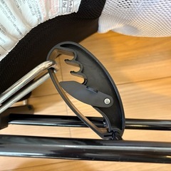 Smart Angel ベビーバウンサー エア　ブラック×ホワイト　おもちゃ付きの画像