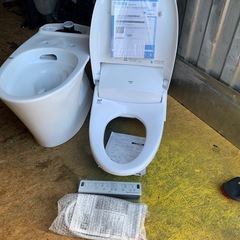 再入荷　新品未使用　INAX一体型シャワートイレ　DT-BA283GPN-6L BW1 YBC-BA20P セット　2022年製の画像