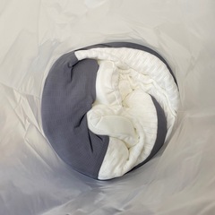 【新品】首が痛くならない枕の画像