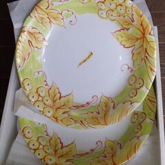 未使用のお皿、コーヒーカップほかの画像